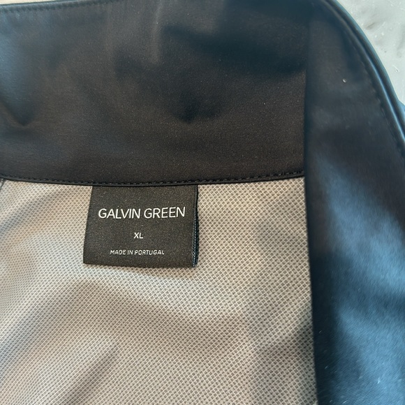 Galvin Green jacket.  Size XL - Picture 2 of 3